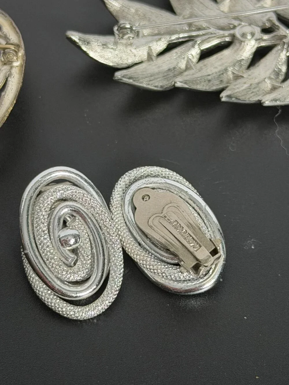 Vintage Botanical Silver Tone Mixed Lot Brooch, Earrings, Bracelet 10pc
